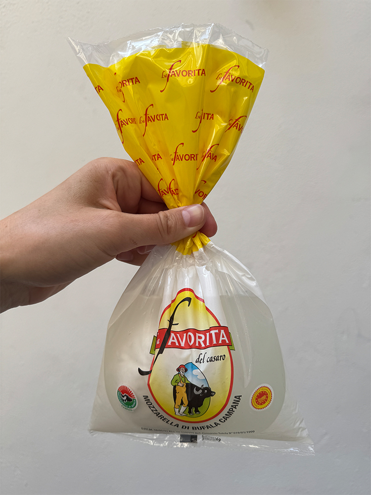 Mozzarella di Bufala Campana | Caseificio Mail